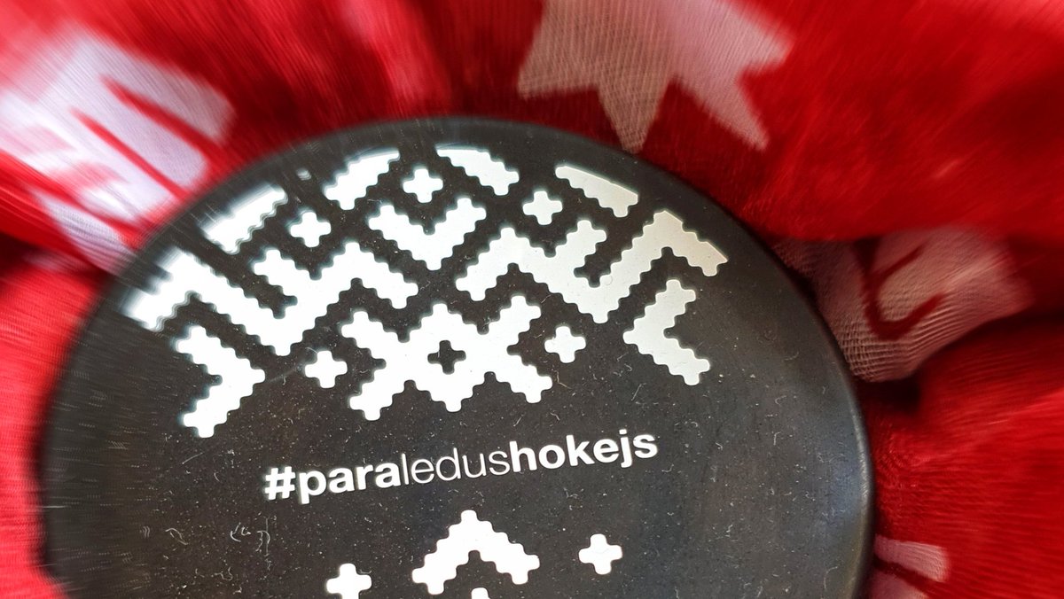 marruciic's tweet image. Šodien #ParaLedusHokejs nebijis pasākums. Koptreniņš ar draugiem no @Latvijas_armija (Latvijas un NATO paplašinātās klātbūtnes Latvijā kaujas grupas karavīriem).
Nez&apos; kā būs, bet - mēģināsim.
Galvenais uzdevums - parādīt mūsu @paraledushokejs un iedot enerģijas lādiņu mēnesim! 🇱🇻
