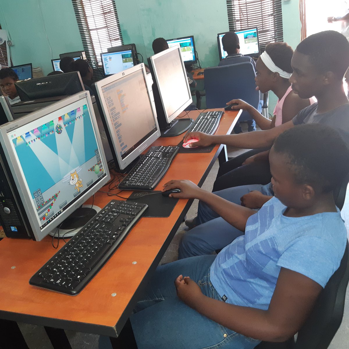 ThokozaYouth's tweet photo. #AFRICACODEWEEK.ORG
@AfricaCodeWeek Africa Code Week
#ACW2019
#SAP 4 Good
#THOKOZAPROGRESSIVEYOUTH
#TPYFUTUREDEVELOPERS
#CodeForFun!!!✊😃😃😃 https://t.co/7VvgWBm8Du