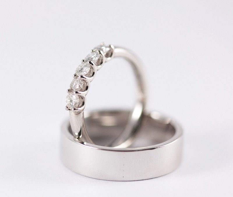 i_amRonybhuyan's tweet photo. 6 types of rings for every occasion
https://t.co/uAiyaGKsmg
#typesofrings
#PromiseRing
#EngagementRing https://t.co/SBLxxM91Ju