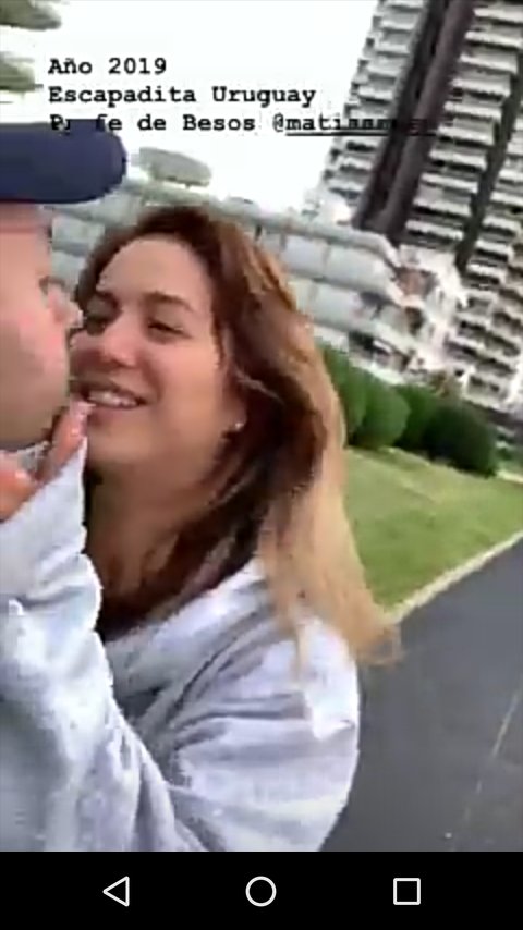 vignamylaugh_'s tweet photo. Mis padres ♥💕💞💓💘 https://t.co/l2AOPfTZgl