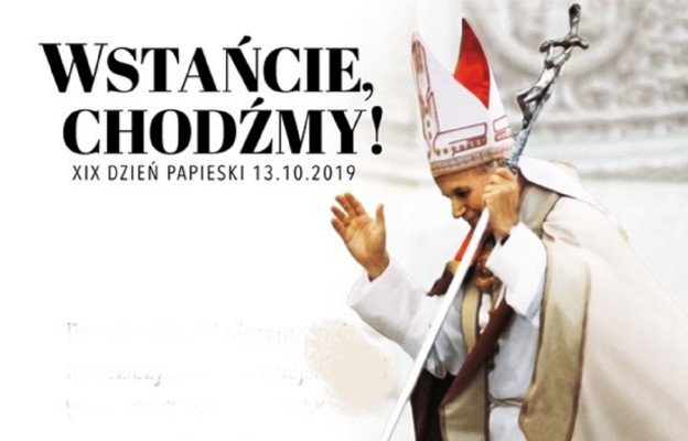 niedziela_pl's tweet photo. Świadomość, że Jan Paweł II był niezwykłym człowiekiem wielkiego ducha jest powszechna, ale musimy zrobić wszystko, by papież nie był dla młodych tylko postacią historyczną #DzieńPapieski 
https://t.co/jaZBwbMpJJ https://t.co/xx28A8pEw0