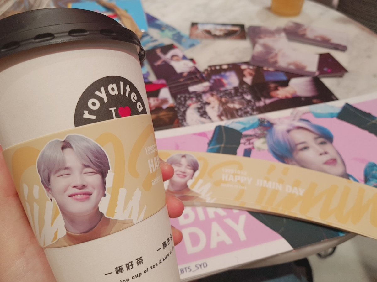PROMISE_BTS_SYD's tweet photo. 🐣Thanks to everyone who came and celebrate with us🥳
🐣And a BIG thanks to @Loubiontw for the chimmy cake💜
🐣Thanks to @fate_jimin for the pretty design and for giving authorisation to use JIMIN pic💛
🐣Hope you guys like our gifts😘
🐣ready for the next event?😉 https://t.co/YG8NZpVFaz