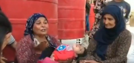 KurdistanAu's tweet photo. #MusaAnter : "Pas nos yeux, notre douleur a besoin de sommeil"
#Kurdes
#RiceUp4Rojava
#SaveRojava
#DefendRojava https://t.co/OkmZa0erfT