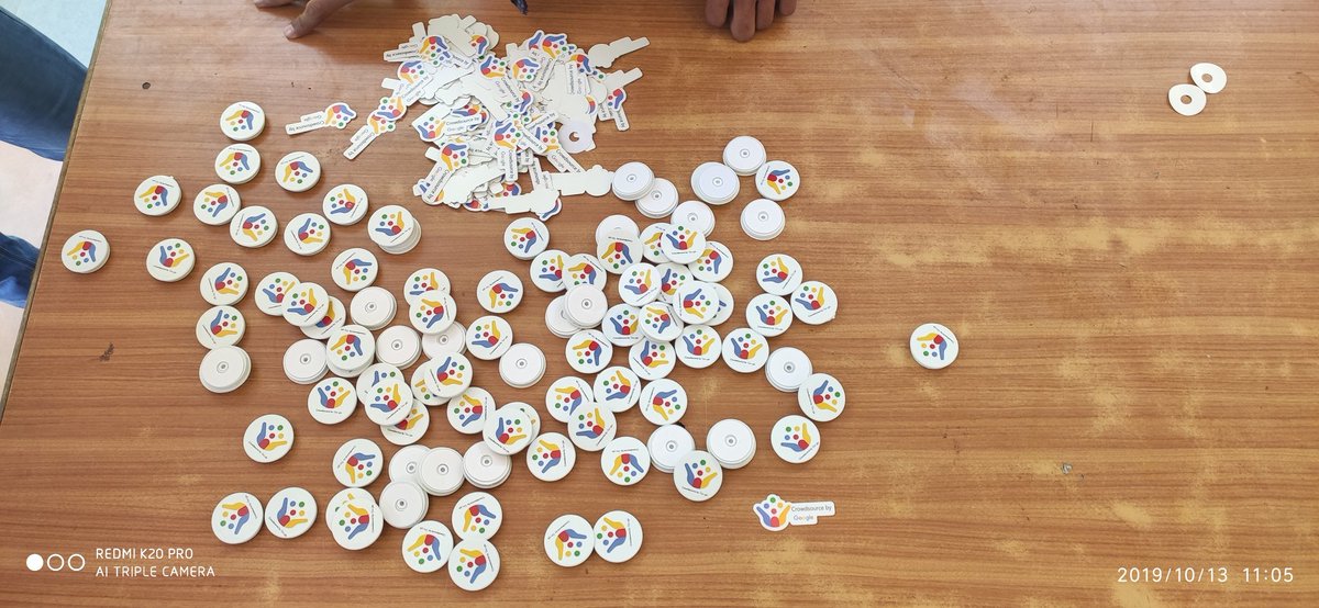 Get Crowdsource goodies by @csbygoogle at #devfest @GDG_Gandhinagar

#GDGGnr
#DevFest19 
#devfest
#wtmgnr 
#Crowdsource 
#crowdsourcebygoogle