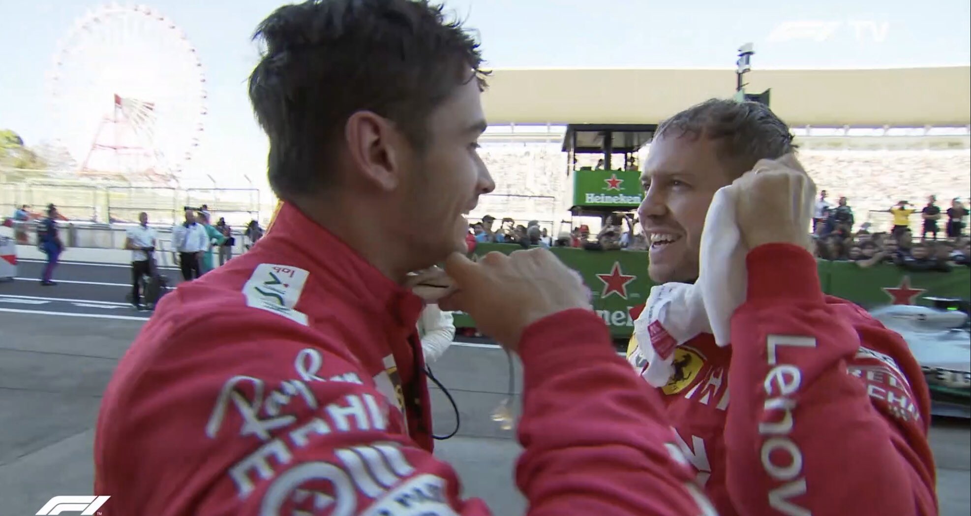 EGvUBA2X0AAwfFz?format=jpg&name=large