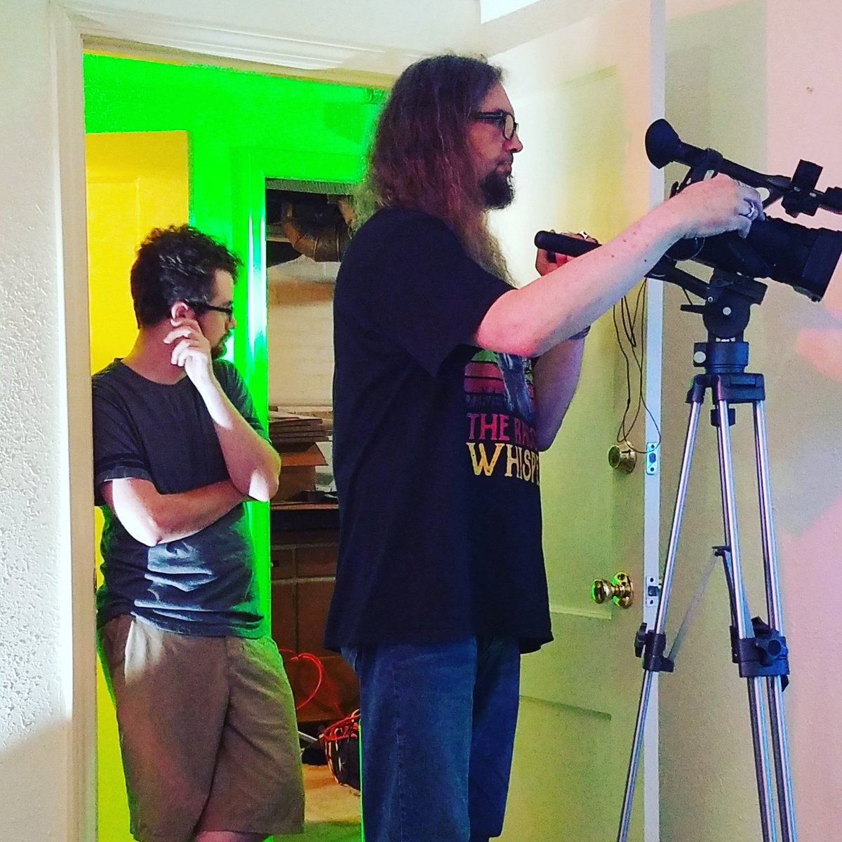 OracleEpps's tweet image. On the set of #HiFear 
#ToddSheets lining up a shot