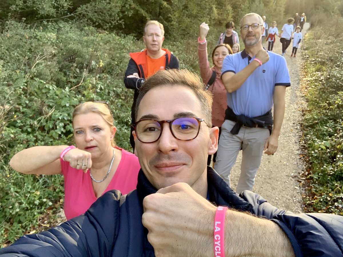 GGarestier's tweet photo. C’est parti ! Randonnée pédestre de 10km en forêt domaniale contre le #cancer des enfants avec l’association de cyclotourisme de #Maurepas.

Chaque année, en France, 2 500 enfants et adolescents sont diagnostiqués d’un cancer et 500 en meurent. Tous unis contre le cancer ! 👊🏻🦠 https://t.co/1LcRILdHqP