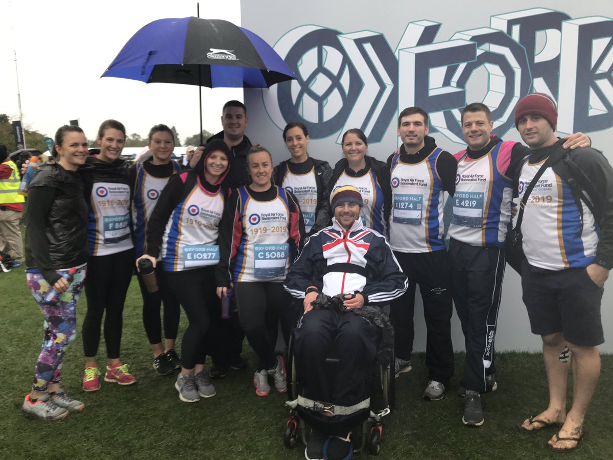 HeatherRAFBF's tweet photo. And here are some of our amazi@g @rafbf participants in a very wet Oxford including our very own, very brave beneficiary and Ambassador Rob Bugden comporting al the way in his wheelchair! https://t.co/siJHEOVoyL