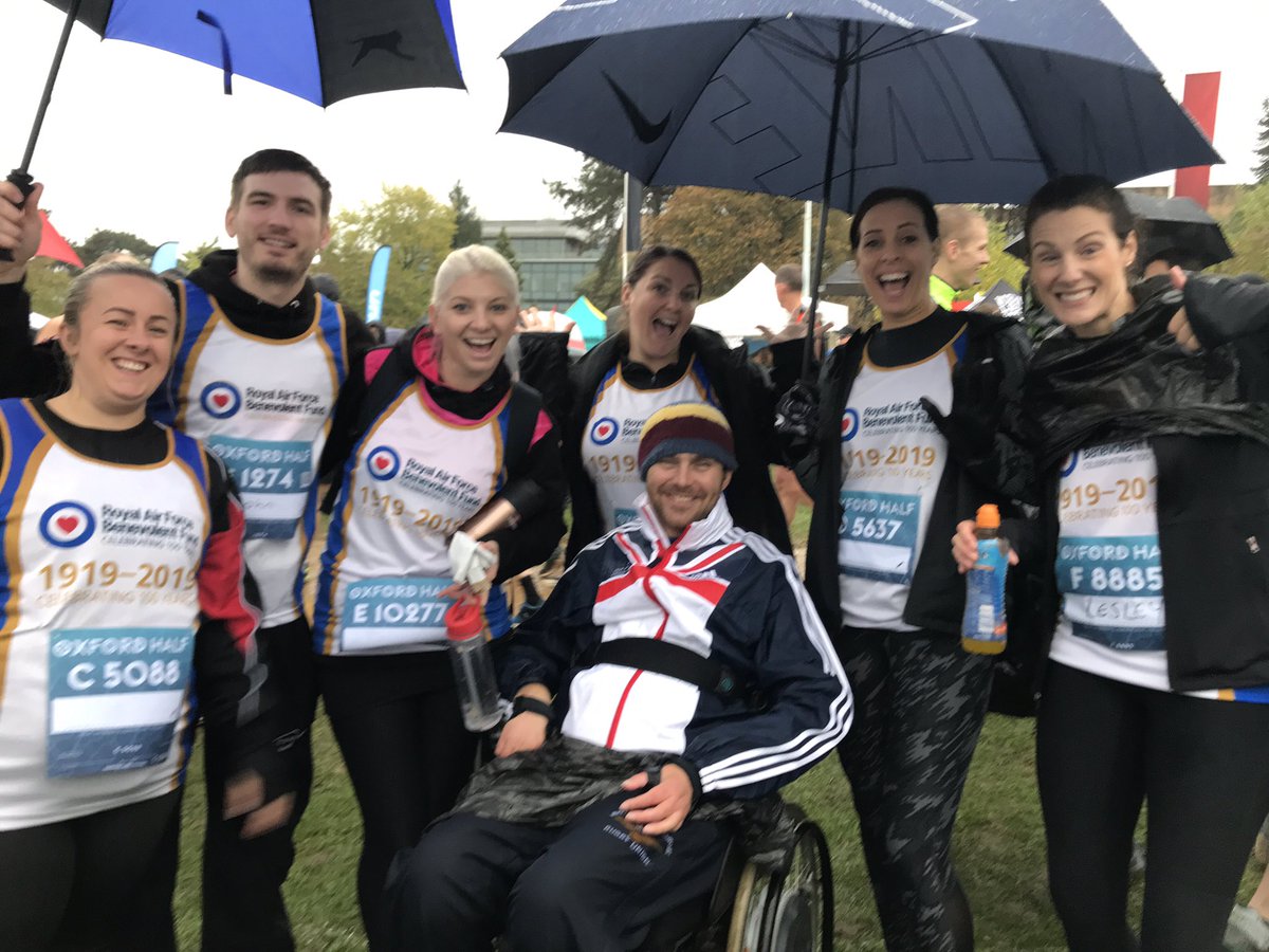 HeatherRAFBF's tweet photo. And here are some of our amazi@g @rafbf participants in a very wet Oxford including our very own, very brave beneficiary and Ambassador Rob Bugden comporting al the way in his wheelchair! https://t.co/siJHEOVoyL
