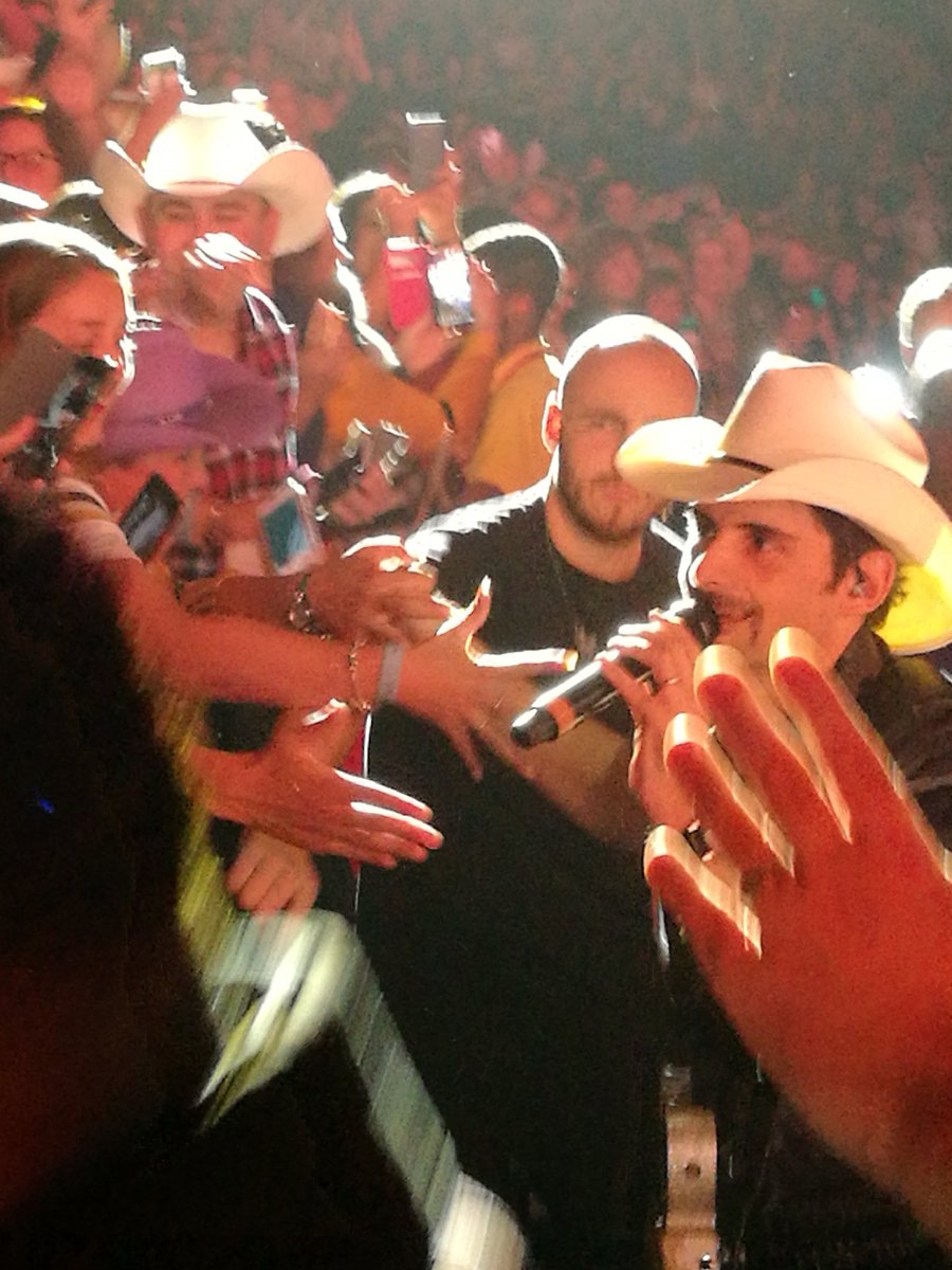 countryintheuk's tweet photo. Can last night be repeated every night? .@BradPaisley .@iamchrislane .@wardthomasmusic .@KeithUrban .@TheO2
#countryintheuk #bradinlondon #ultimateencore #countrymusic https://t.co/5Sa5qfL0Nq