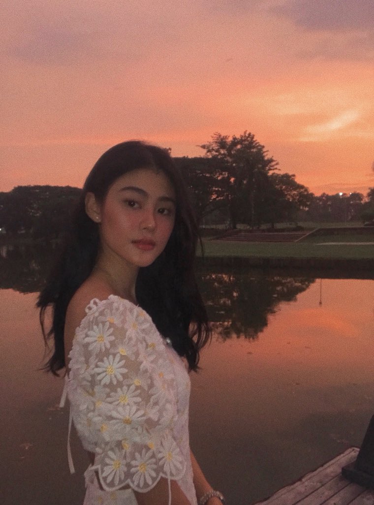 thisisjanicanam's tweet photo. Keep taking time for yourself until you’re you again🥀 https://t.co/iA29EiAtWs