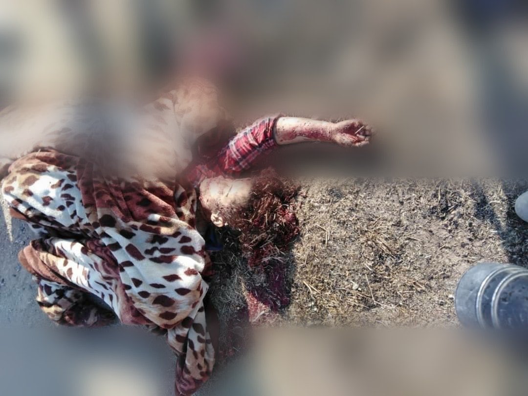 truskesadeghi's tweet photo. #BREAKING 
Photos just received from #Rojava , here is #Siluk Town, #Turkish backed militias killing innocent civilians.
#TwitterKurds #Kurds #HumanRights @ELINTNews @UNHumanRights @hrw @brett_mcgurk @jenanmoussa @mutludc https://t.co/gSlOcF75eM