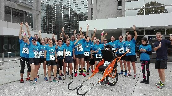 LMetral44's tweet photo. Aujourd'hui #FouleeduTram, #CICOuest court avec Laura ! #Solidarite https://t.co/tX8aOMseJF