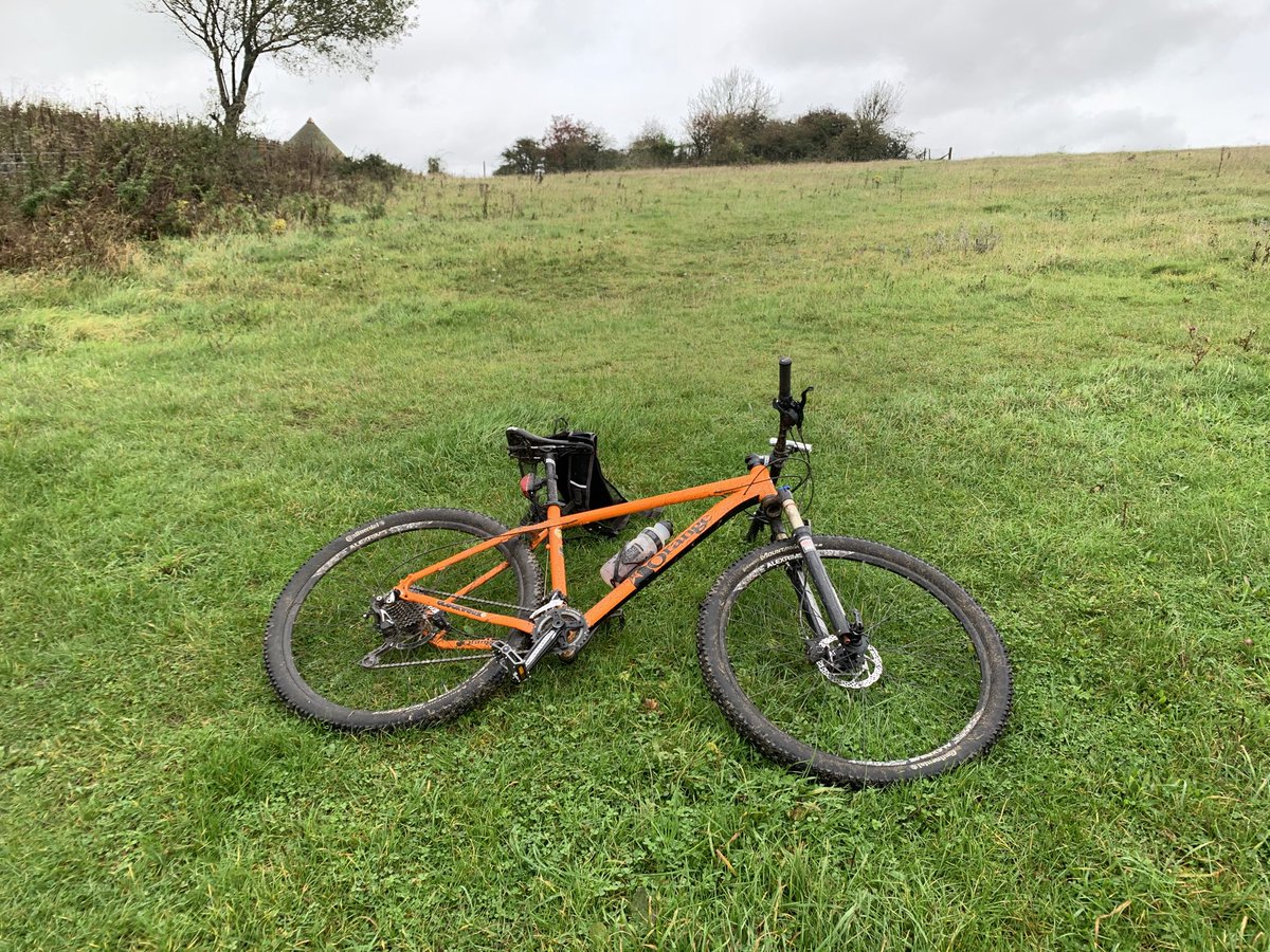 srodgers2000's tweet photo. Rain, wind and mud - just how I like it!!! https://t.co/27NXEWHeSF