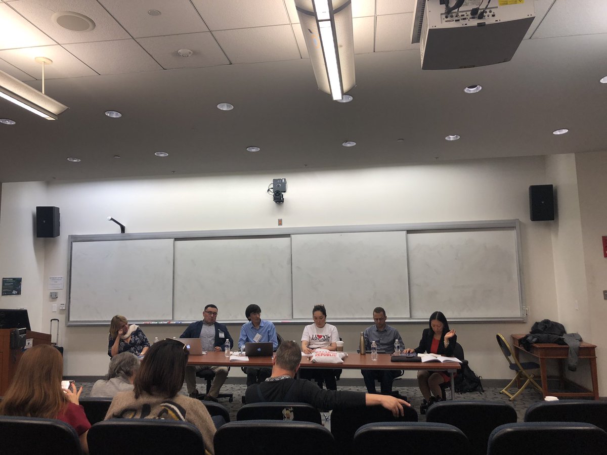 jazzdallagnola's tweet photo. Great bookpanel on the edited volume 'Nazarbayev Generation' by Marlene Laruelle in #Kazakhstan with @SchatzEd @KassenovaNargis @CreativeCorazon , Ulan Bigozhin &amp; Galym Zhussipbek.#CESS2019 @CESS_news https://t.co/9djnVzlPha
