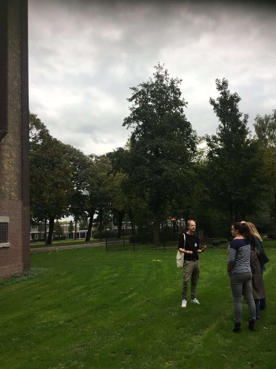 Vandaag weer op pad voor een rondleiding door #overvecht door <a href="/simondewilde/">simon de wilde</a> met leden van <a href="/IJsclubSiberia/">IJsclub Siberia</a> waaronder <a href="/vanrobbert/">Robbert van Vliet</a>. Vandaag mochten van de eigenaar van de Watertoren weer een kijkje nemen binnen in de toren.