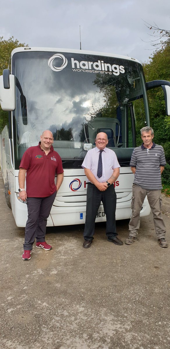 Huge thanks again go to #Pompeys own @AlanLaishley for trusting me to be a part of his amazing ideas that we then together turn into amazing tours. Also we must thank our #TopDriver George who again became invaluable to the team. #TheATeam #Hardings #Worcestshire #Thankyou