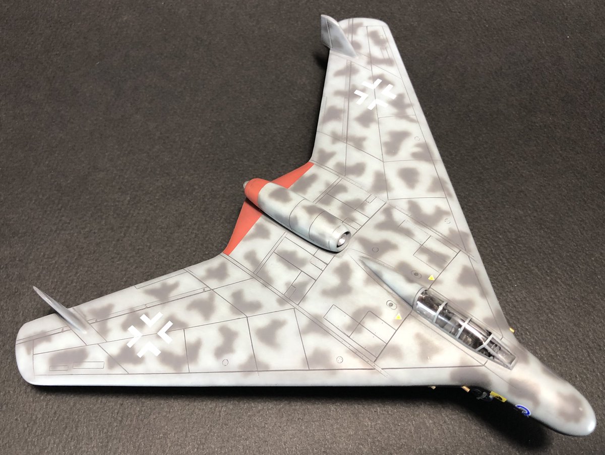 醤油皿 レベル31 1 72 ゴータ P 60c 1 ドイツ変態 計画機 ゴータ製だからホルテンの発展型扱いになるのかな 計画で終わった機体なのに何故か夜戦型とかのバリエーションまで考えるのが大好きなドイツ人 キットはazモデル製 比較的出来は良さげ ただし翼端