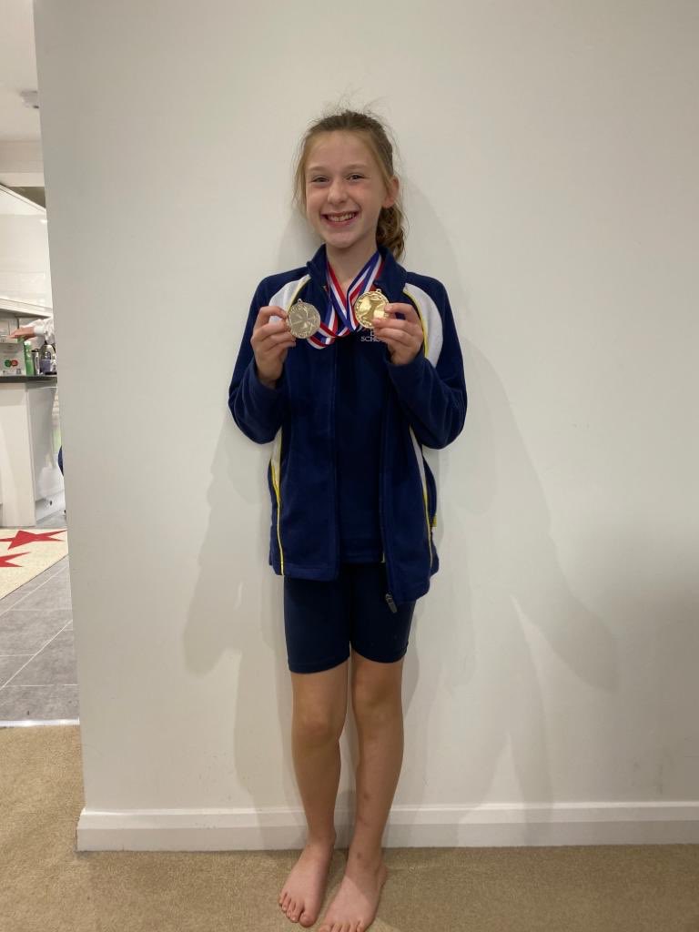 NotreDame_SPORT's tweet photo. Well done to the U11 girls who won their age group today! And Lexi for coming 2nd in her age group #TeamND #OnArole https://t.co/FBtmc0frKu