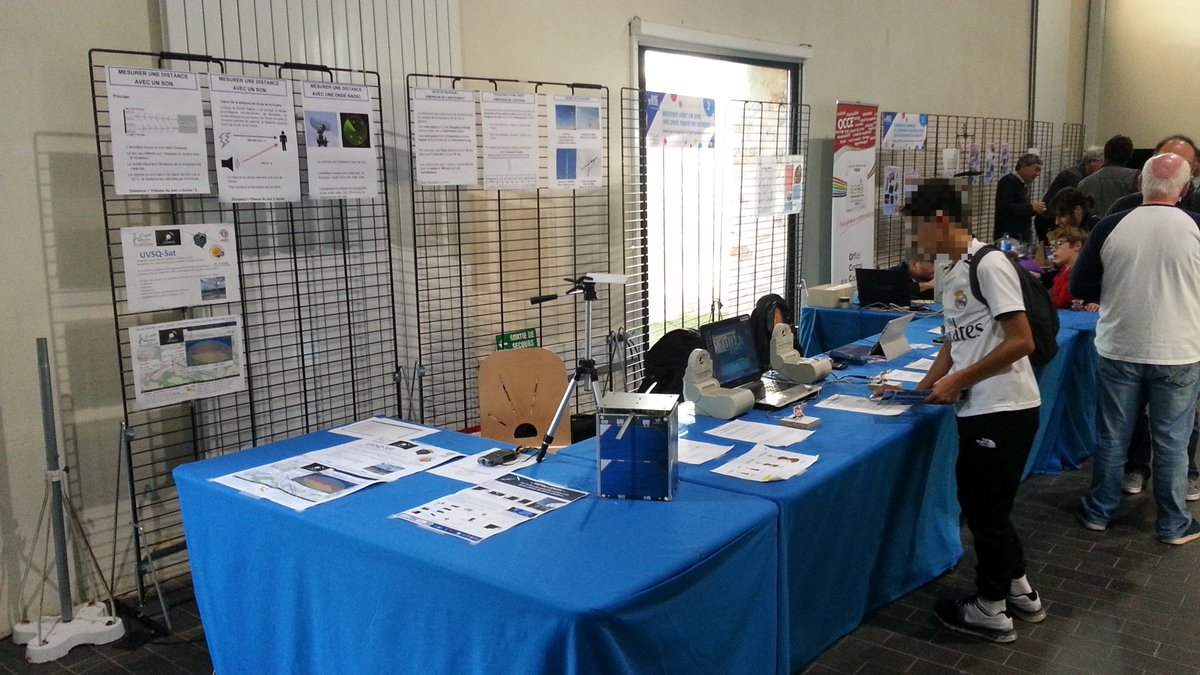 Le RadioClub expose au Village des Sciences à la Commanderie des Templiers (élancourt)
encore ce dimanche après midi
venez nombreux !