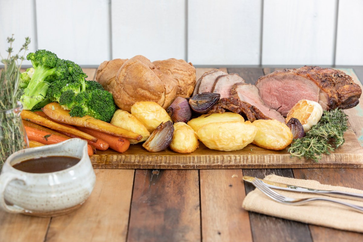 glhour's tweet image. Sundays are all about relaxing and enjoying a delicious Sunday Roast dinner. @WOODKRAFTChelt oodKraft we have the perfect Sunday lunch treat their roast dinner Sharing Boards with wither meat or the #vegetarian option. woodkraftcheltenham.com/sunday  #glosbiz #gloshour #Cheltenham