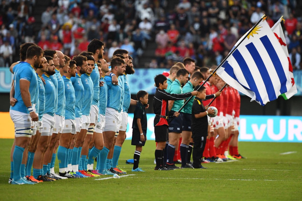 Si te emocionaste con este mundial de Uruguay, si tu hijo/a, sobrino/a, hijo/a de un amigo también se ilusionó arrimate/arrimalo a un club, hay variedad y cada vez son más. Fuera el estigma. Para poder dar ese salto de calidad que precisamos, necesitamos + gente jugando al rugby