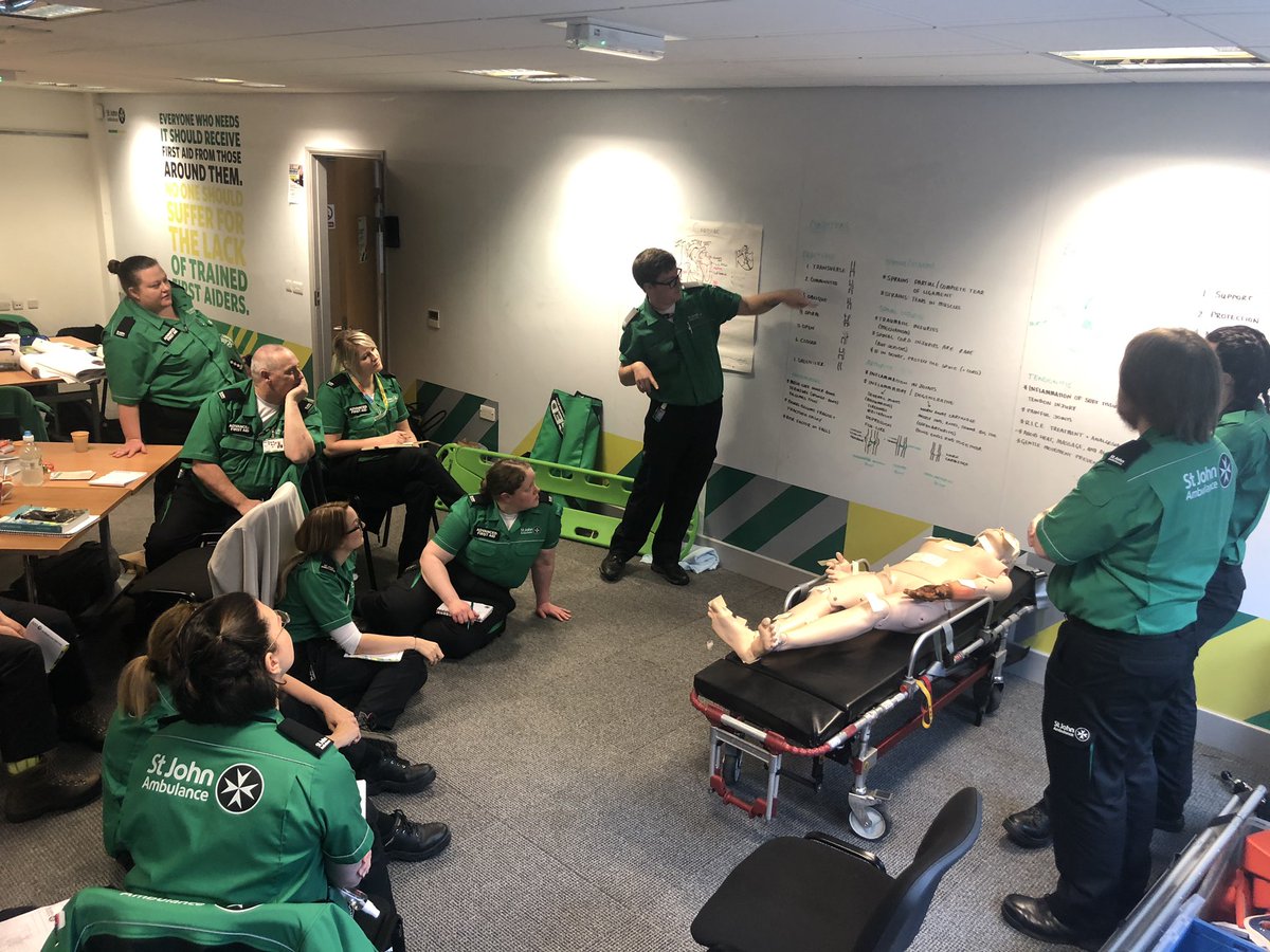 The current Ambulance Crew training is at Stockport today, looking at Anatomy & Physiology and associated conditions and different ways to assess them #FutureAmbulanceCrew @stjohnambulance @sjaaops #projectwork @JamesLindleySJA