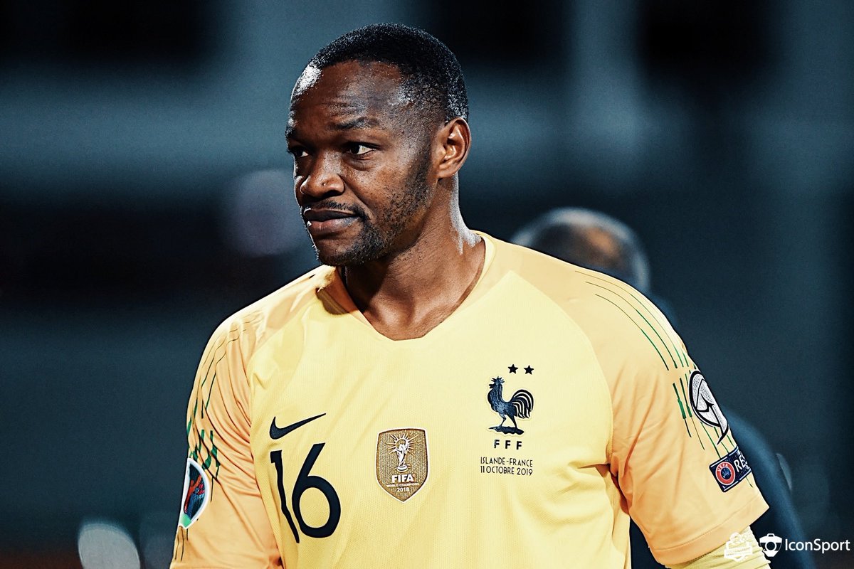 [#EDF🇫🇷] Mandanda🇫🇷💬: "Ça fait du bien de retrouver l’EDF, tout comme ça fait plaisir de ne pas avoir encaissé de but. Pas grand monde n’aurait pu imaginer que je puisse me retrouver là vendredi soir. Malheureusement Hugo s’est blessé et j’ai dû jouer."

(<a href="/laprovence/">La Provence</a>)