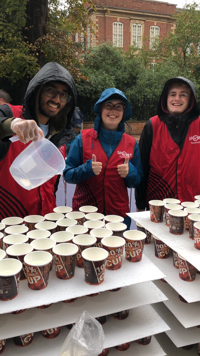 Massive shout out to all the runners at the <a href="/Virgin_Sport/">Virgin Sport</a> #OxfordHalf including our runners for Team RAG! We also helped out on one of the water stations 💦💦