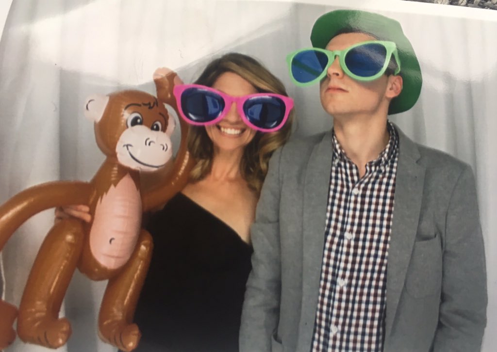 amyjenner's tweet photo. We saw the monkey and thought of you @coachtrimonkey #monkeyspeed @Kieran_John https://t.co/HsiFmanGRg