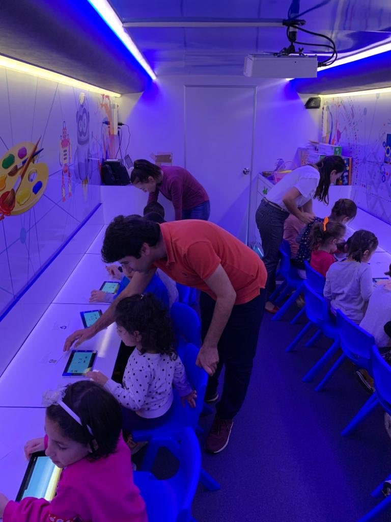 NYSAnaokulu's tweet photo. #CodeWeek #CodeWeekHarezmi
Kod Haftası kapsamında okulumuzda gerçekleştirdiğimiz kodlama çalışmaları sebebiyle Sertifikamızı aldık.Minik öğrencilerimiz kodluyor; eğlenerek öğreniyorlar. @gokcimen03 @harezmimodeli @harezmiumraniye https://t.co/AiPKcnoGJp