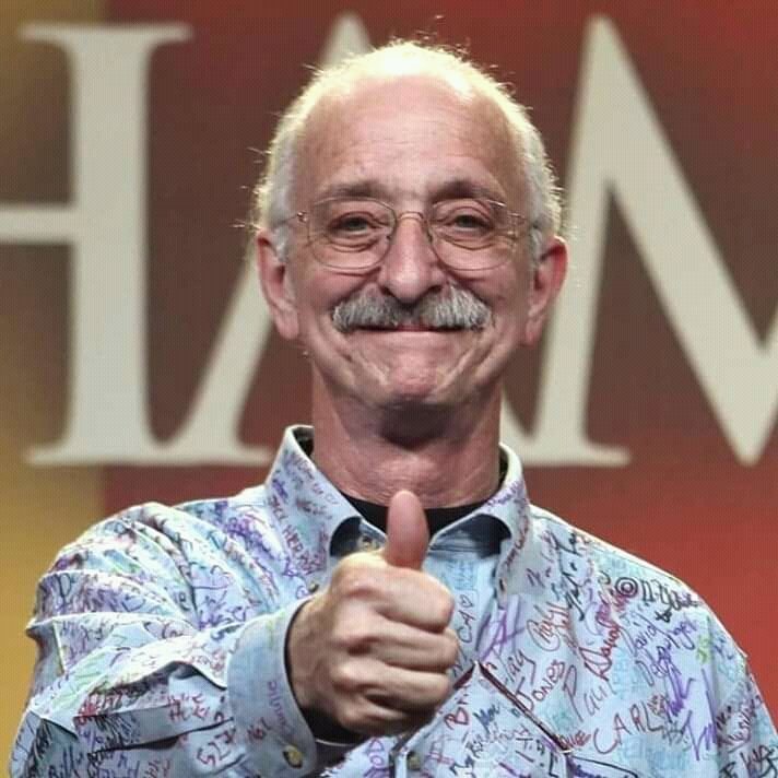 Deixamos aqui nosso luto pelo professor Woodie Flowers, uma das pessoas mais influentes no mundo da tecnologia!
De todos do Taubatexas#7459, descanse em paz.
.
.
We thank for all the values that the Woodie Flowersteacher left to us! 
From all of the Taubatexas#7459
Rest in peace.