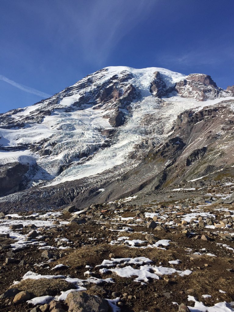 HighSchoolBISC's tweet image. Year 13 IB Geog excursion to Mt. Rainier National Park. Stunning landscape!