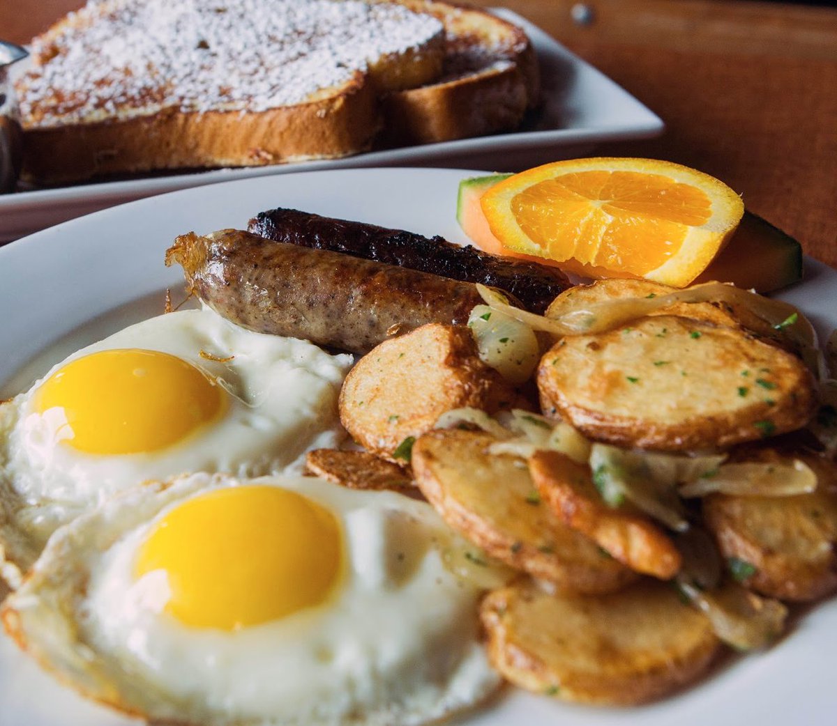 eggspectation's tweet photo. Weekends are made for great food &amp; great company! Enjoy both @eggspectation. https://t.co/hUAkG01qDH