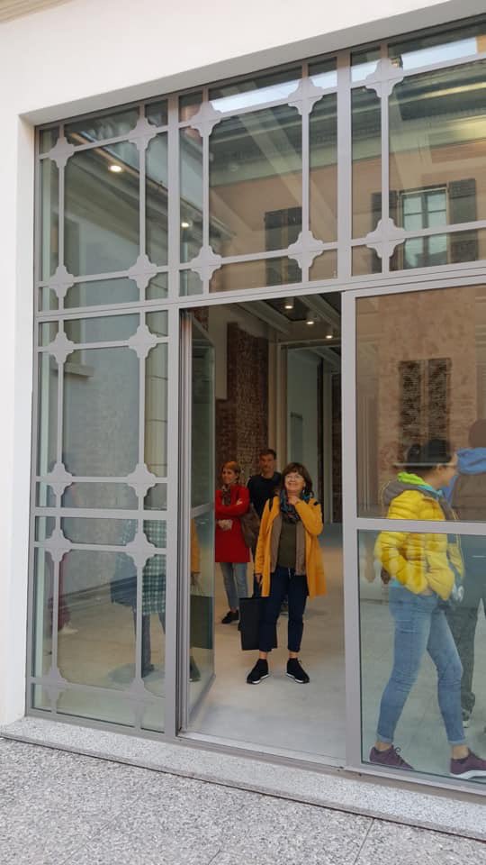 faimilano's tweet image. Palazzina razionalista edificata nel 1909 su iniziativa dei fratelli mecenati Bogani, la casa degli artisti ha ospitato nel tempo artisti di fama mondiale. Scopritela questo pomeriggio con i nostri volontari durante le #giornateFAI d’autunno