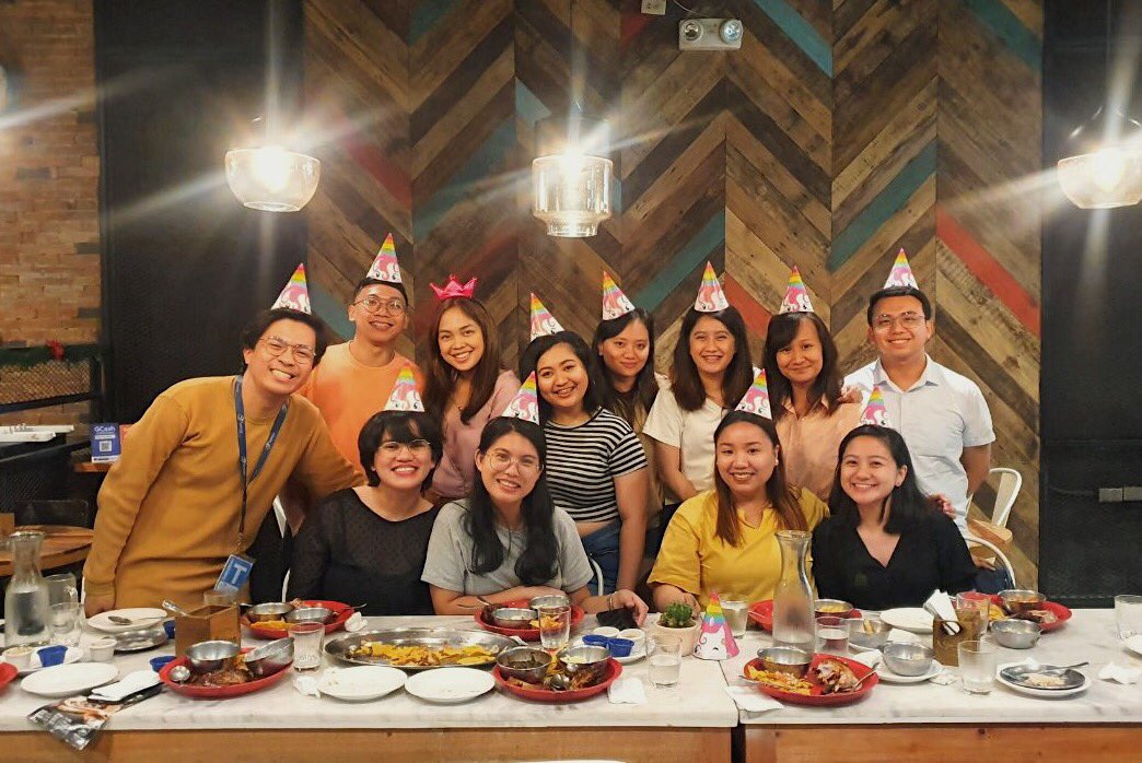 rafified's tweet photo. This group will wait for you. Because our High School Musical will never be a musical without our Sharpay Evans. Go slay New Zealand @azariahsosa. We love you. And obviously, will miss you. See you later majinbu pink. 💖✈️ @msmarte @WilbenTan @serotoNHIN @keithnieva @semarikyle https://t.co/fj5vPUur3A