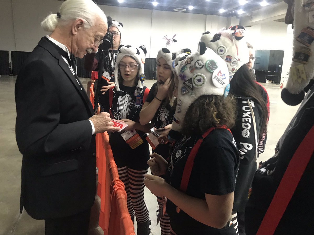 Woodie Flowers was our idol. He was so gracious with his time and so supportive. He was an inspiration for so many of us. We will never forget him. #WoodieFlowers