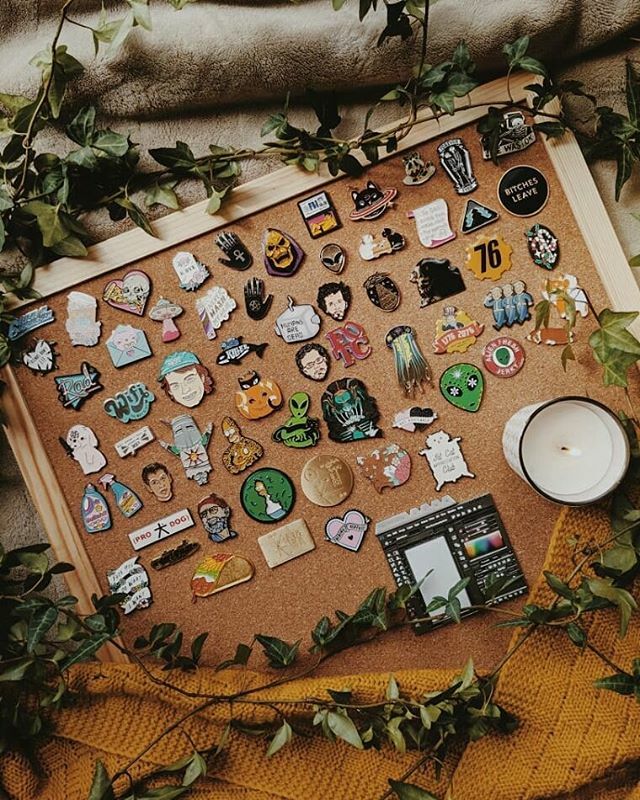 Pin collection forever growing📌❤️⁣⁣⁣
⁣⁣⁣ #enamelpin #pingame #lapelpin #pinstagram #pingamestrong #enamelpins #pinsofig #lapelpins #hatpin #pinlife #pincommunity #hatpins #pins #pincollector #patchgame #pin #pinoftheday #pinlord #pincollection #p… ift.tt/33pRP57