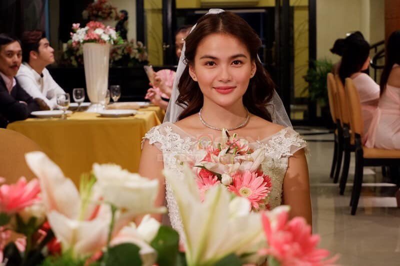 RochelleFUS26's tweet image. Beautiful bride 👰🏻 @ElisseJoson 

Thank you so much @MMKOfficial 

#MMKMyHandsomeBoss 
#MMK2019 
#RSBScriptedFormat
