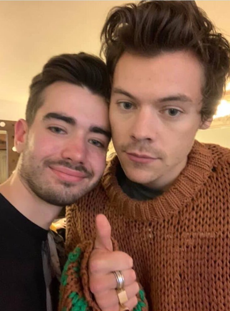 Harry during a shoot in a studio on Thursday in London (via james.greenhouse)