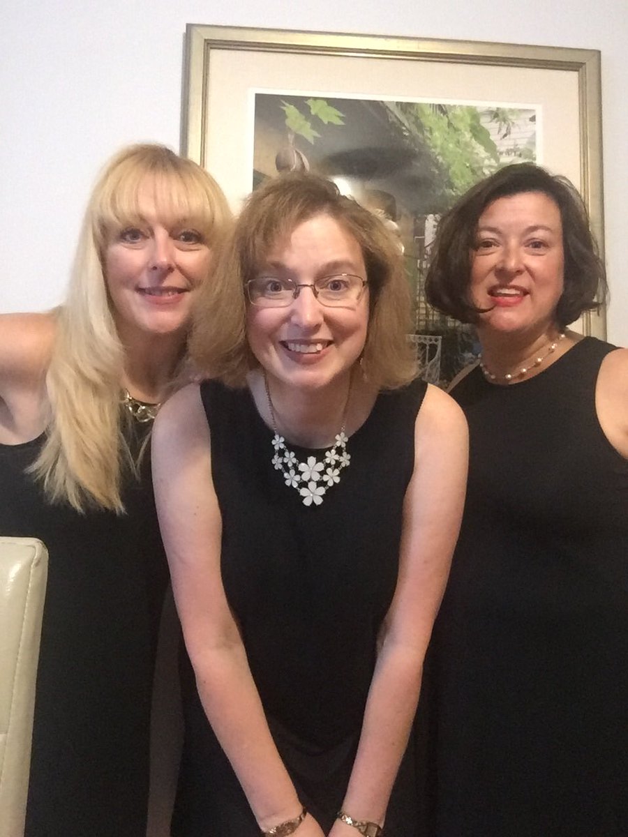 AmyRoediger's tweet photo. Had a grand and lively adventure with these lovelies! Thanks for a great time, @MKPrusnick and @PaulaRoediger. You two are the greatest gift of all! Safe travels, all! https://t.co/PW2kukXzlL