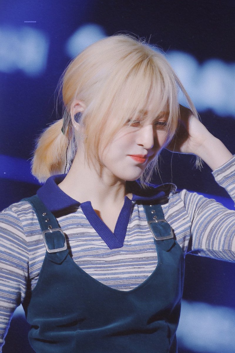 WenreneSunseul's tweet photo. #Wendy She so perfect 😭
cr shishaonvdegege weibo https://t.co/zMMFF9ZaaR https://t.co/52Hq86ZDFl