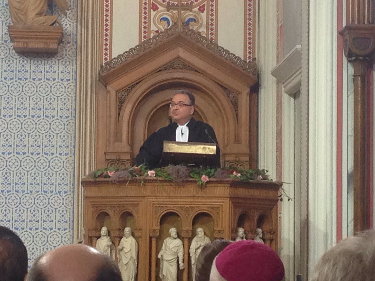 PaulWuthe's tweet photo. Jetzt: Erste Predigt von Michael #Chalupka nach seiner Einführung in sein Amt als Bischof der Evangelischen Kirche AB in Österreich - auch live auf #ORF2 https://t.co/WePvu0Ic6P