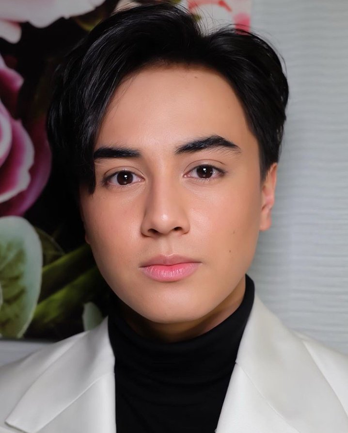 MayWardOfficial's tweet photo. Mr. Edward John Barber

📸 | aimeegrey IG post
:https://t.co/vGtYA77KdG

#PMPCPowerTandemMayWard

@maymayentrata07 @Barber_Edward_ https://t.co/rO9H6wCSPa