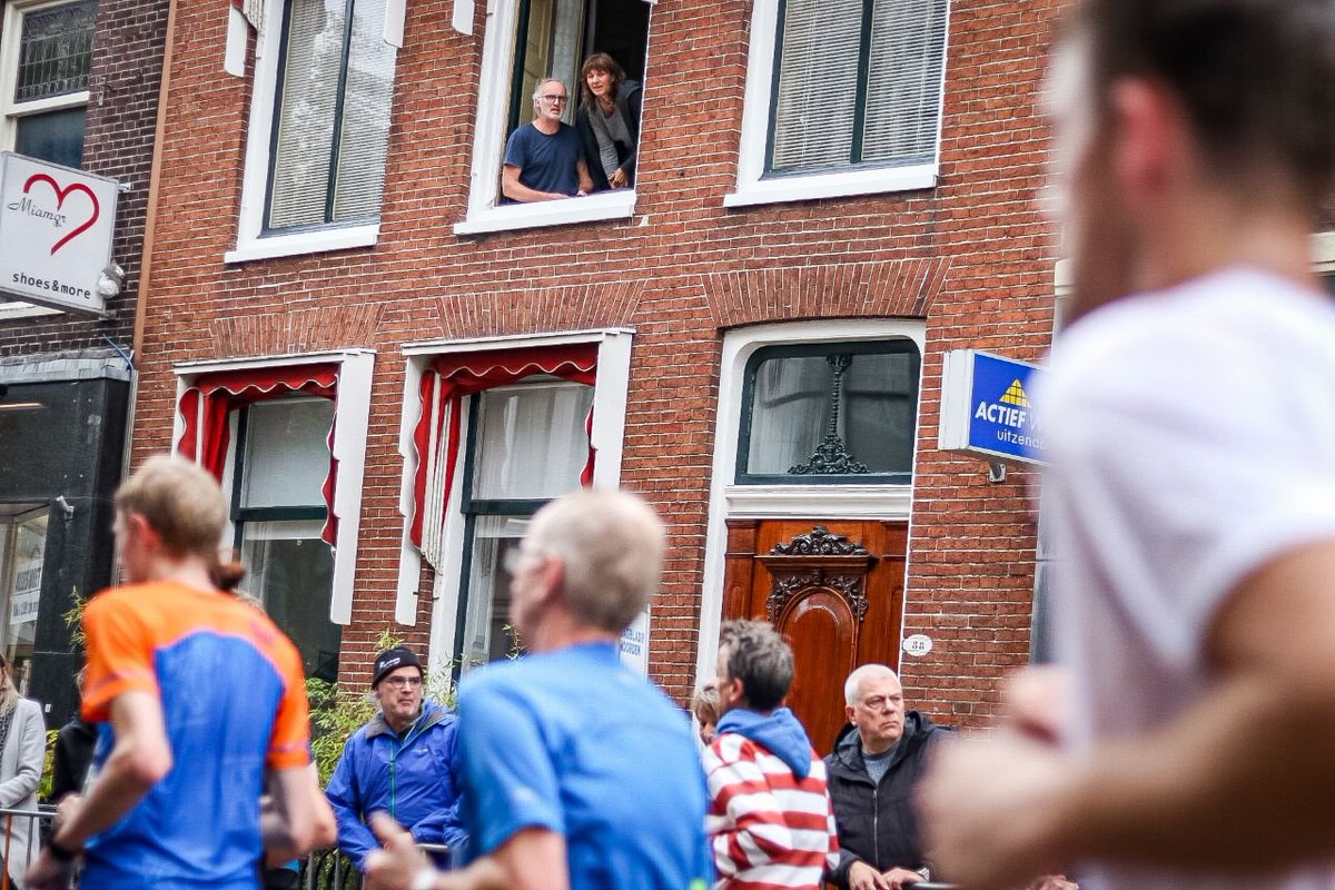 De #4Mijl bekijken vanuit de ereloge!