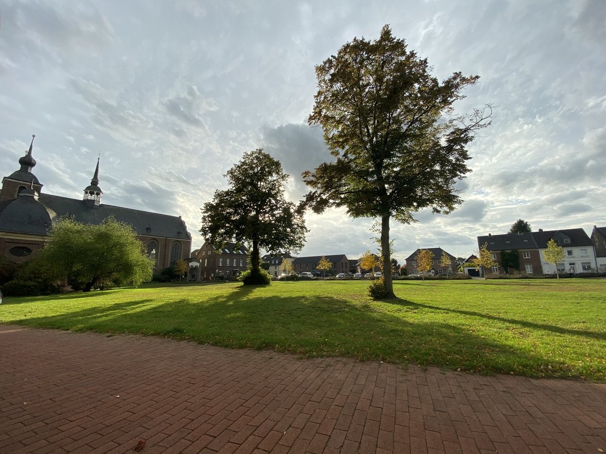 HaidaHakkinen's tweet photo. #geocaching am #KlosterKamp, #schöndort #Earthcacheday https://t.co/VWFeD2uJOY