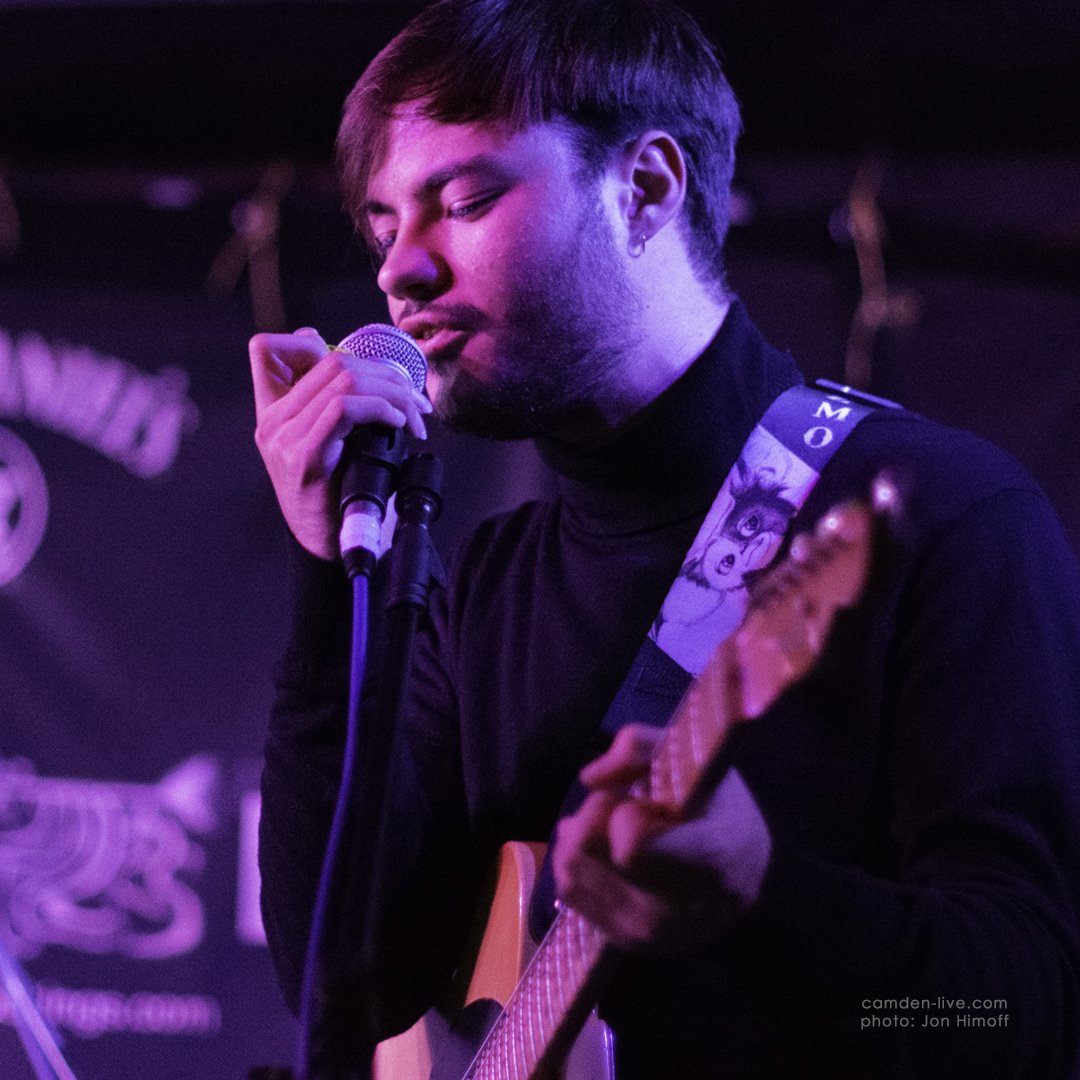 French band Ninety's Story debuted in Camden, London. Awesome gig at legendary @Dublin Castle, Camden electropop sliding to funk and back again read more here zcu.io/5OCX  #cmdnlive  #camdenmusic #freshtalent #guitar #synth <a href="/Ninety/">Ninety</a>'s Story <a href="/maisonkitsune/">KITSUNE</a> @Bug Bear