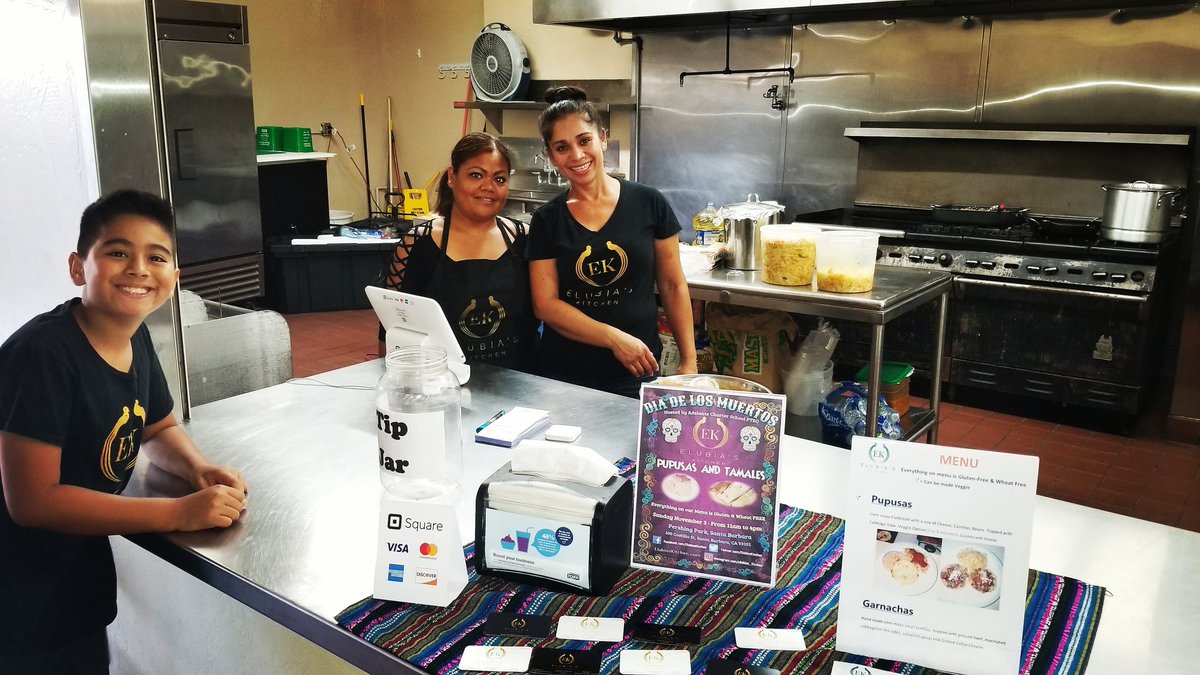 elubiaskitchen's tweet image. Today! 

Stop by for some great food and the event.

Save La Casa de La Raza fundraiser 
12p-5p

#CASASTRONG 

#SantaBarbara #food #foods #Garnachas #Pupusas #UCSB #SBCC #IslaVista #Montecito #foodie #Lunch #Dinner #Breakfast #vegan #Vegetarian #GlutenFree #Cooking #Brunch