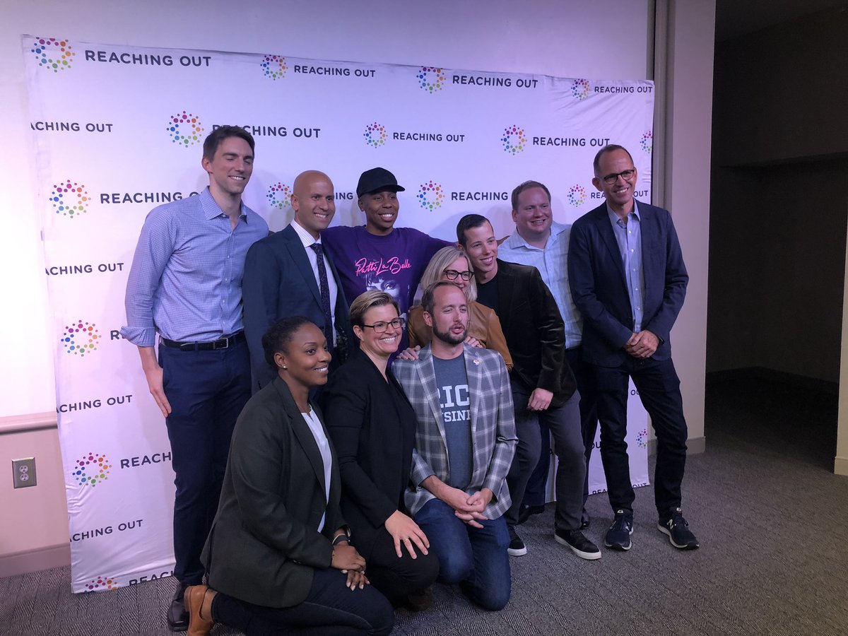 jensaudenaert's tweet image. Thanks to all who made #ROMBA 2019 our largest conference ever with 1,800 attendees, &amp;gt;200 companies and &amp;gt;140 business schools. Proud of the impact we’re having educating, connecting, and inspiring #LGBTQ #leadership! Thanks too to @RevJJackson and @LenaWaithe ! 🏳️‍🌈 @ReachingOutMBA