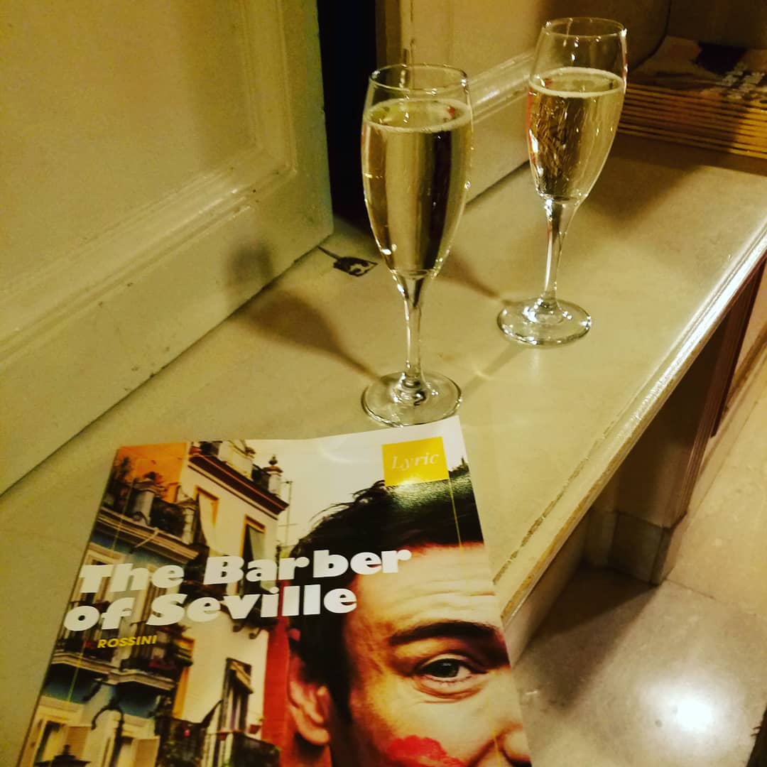 kmarch67's tweet image. Oh hi @lyricopera @chicago_lyric_opera_orchestra we're heeeerrreee!!! The Pops and I are ready for our 25th season! #LyricBarber #OperaRocks #OperaIsCool #BarberOfSeville #LyricOperaOfChicago